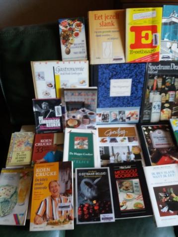 Veel boeken  ( vervolg van andere advertentie)... beschikbaar voor biedingen