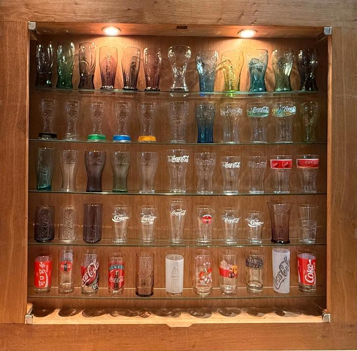 Unieke Coca-Cola glazenverzameling – 56 stuks – vaste prijs, Verzamelen, Glas en Drinkglazen, Zo goed als nieuw, Frisdrankglas