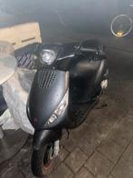 Piaggio zip s, Fietsen en Brommers, Ophalen, Zo goed als nieuw, Zip