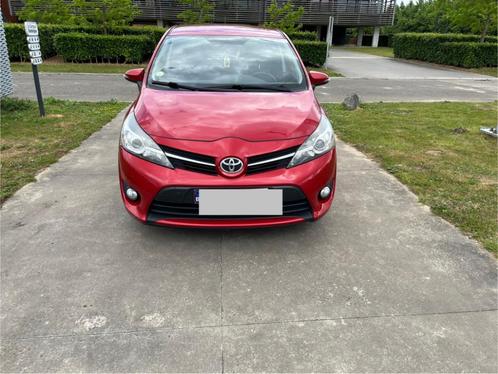 Toyota Verso 2015  1.6d  82kw  201.000km, Auto's, Toyota, Particulier, Verso, ABS, Adaptieve lichten, Airbags, Airconditioning