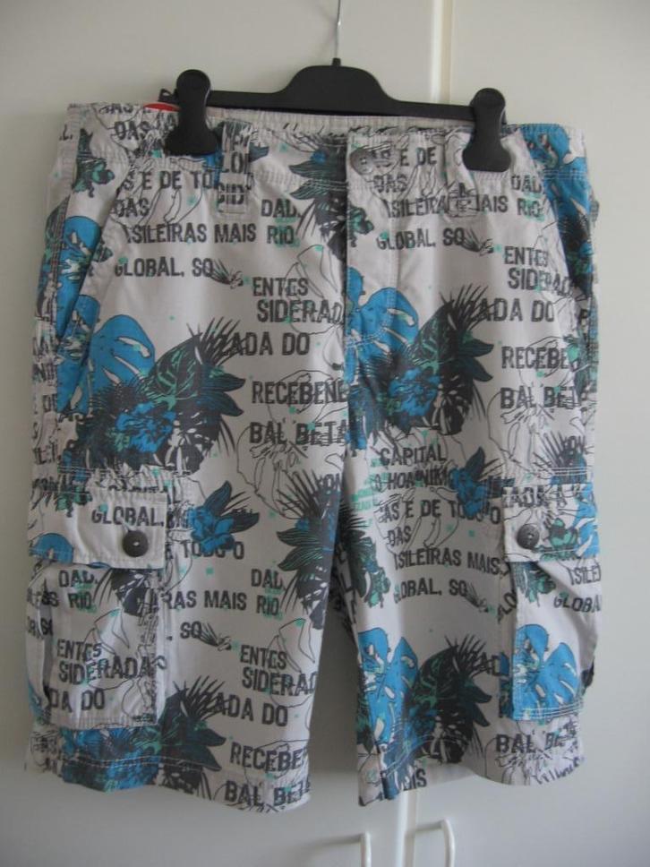 Bedrukte bermuda van EDC by Esprit, maat 32, Kleding | Heren, Broeken en Pantalons, Zo goed als nieuw, Grijs, Ophalen of Verzenden