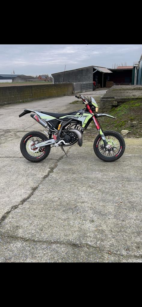Fantic 50cc Speciale Editie 2018 – 2-takt, goed onderhouden, Fietsen en Brommers, Brommers | Crossbrommers, Gebruikt, Overige merken