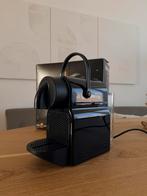 Nespresso Inissia, Elektronische apparatuur, Koffiezetapparaten, Ophalen, Koffiemachine, Zo goed als nieuw, Koffiepads en cups