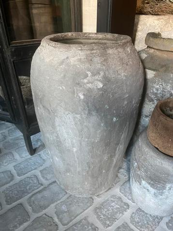 Cruces/vases en pierre 