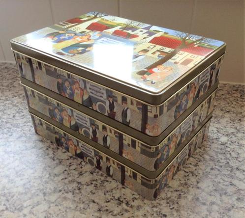3 middelgrote blikken ‘Markt met bakkerswagen’ J.Destrooper, Verzamelen, Blikken, Zo goed als nieuw, Overige, Overige merken, Ophalen of Verzenden