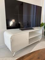 Tv kasten in wit gelakt metaal, Huis en Inrichting, Kasten |Televisiemeubels, Ophalen, Gebruikt, Metaal, Industriële look