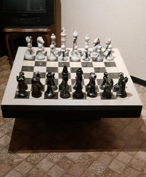 Schaak salontafel 90cm x 90cm x 40cm, Hobby en Vrije tijd, Gezelschapsspellen | Bordspellen, Ophalen