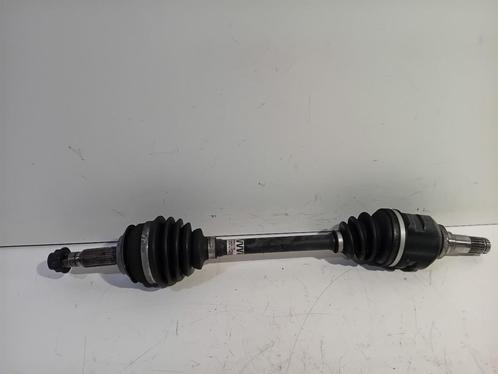AANDRIJFAS LINKS VOOR Toyota Yaris III (P13) (434200d411), Auto-onderdelen, Remmen en Aandrijving, Toyota, Gebruikt
