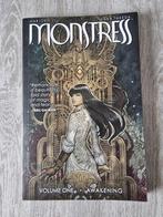 Monstress Volume 1 - Marjorie Liu, Livres, Comics, Utilisé, Enlèvement ou Envoi, Marjorie Liu