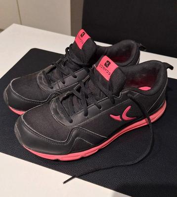 Domyos Sportschoenen  beschikbaar voor biedingen