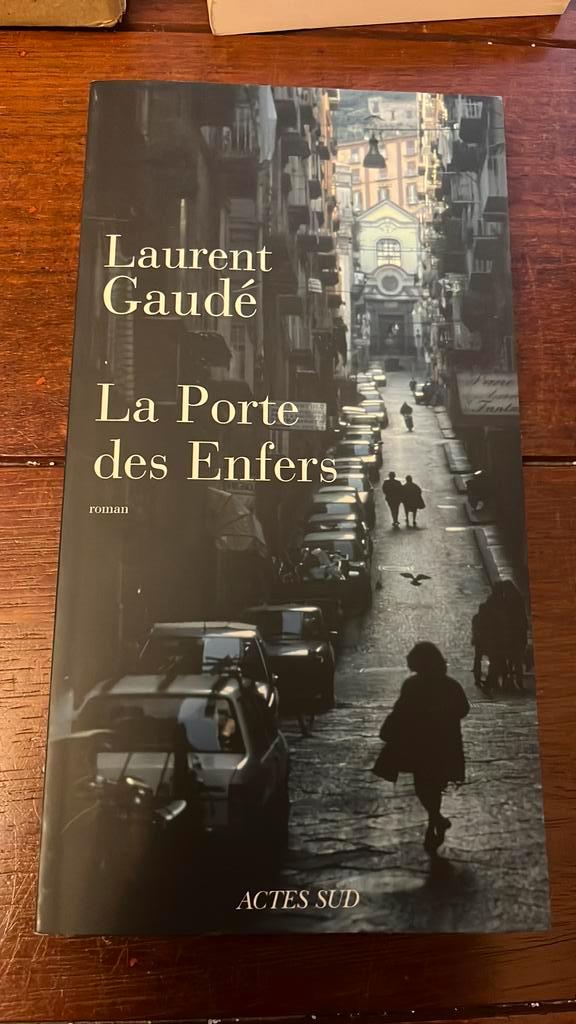 Laurent Gaudé - La Porte Des Enfers, Boeken, Literatuur, Ophalen