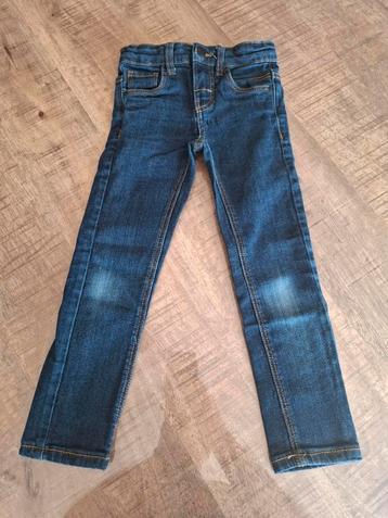 Lange broek en short korte broek maat 110 beschikbaar voor biedingen