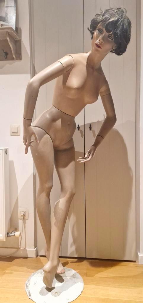 Mannequin vintage unique / Mannequin d'exposition, Antiquités & Art, Curiosités & Brocante, Enlèvement