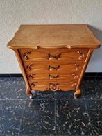 antiek kastje hout 4 laden, Huis en Inrichting, Slaapkamer | Nachtkastjes, Ophalen, Gebruikt, Hout