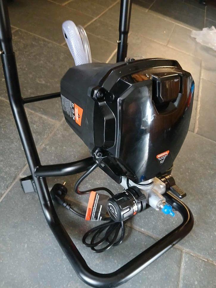 Nieuwe luchtloze verfpomp!, Doe-het-zelf en Bouw, Schildersmaterialen, Nieuw, Ophalen