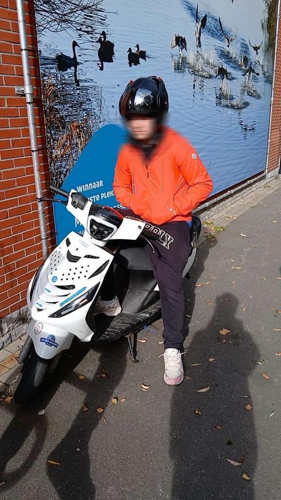 Zip 70 cc stage 1, Fietsen en Brommers, Scooters | Piaggio, Zip, Ophalen