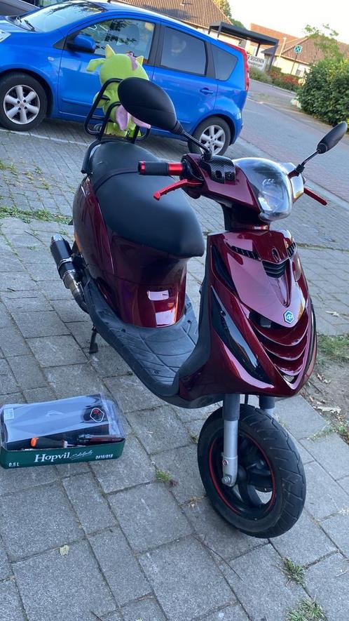 Zip 4T EU5 Injectie Waarde Peiling!, Fietsen en Brommers, Scooters | Piaggio, Zo goed als nieuw, Zip, Ophalen