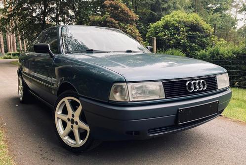 Oldtimer Audi 80 2.0 E, Auto's, Audi, Particulier, Benzine, Berline, 4 deurs, Handgeschakeld, Blauw, Zwart, Stof, Ophalen