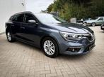 Renault Megane Grandtour Limited#2 TCe 100, Emergency brake assist, Blauw, 100 pk, 74 kW