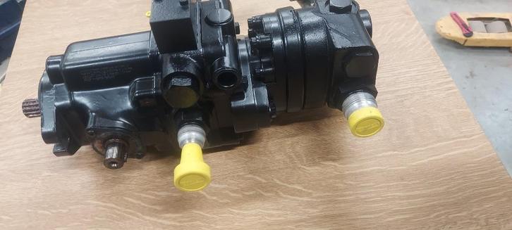 Eaton 70111-302c hydro piston pomp en rijpomp, Auto-onderdelen, Motor en Toebehoren, Gebruikt, Ophalen
