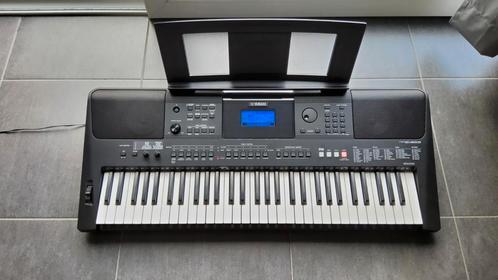 Yamaha Psr-e453, Muziek en Instrumenten, Keyboards, Zo goed als nieuw, Roland, Ophalen