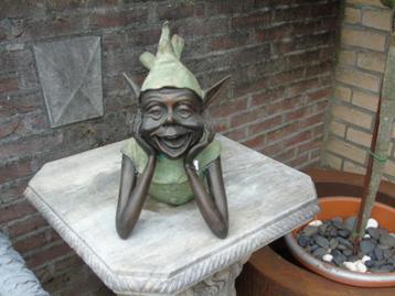 Bronzen elf- of trollenbeeld bij zonsondergang., Tuin en Terras, Ophalen, Nieuw, Overige materialen, Overige typen