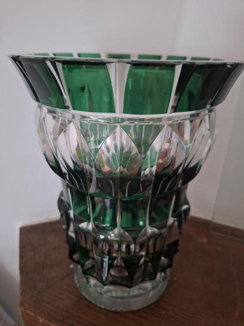 Val St Lambert VSL geslepen groen gevoerde kristallen vaas, Antiek en Kunst, Antiek | Glaswerk en Kristal, Ophalen