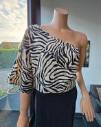 Off shoulder zebra blouse (L), Zwart, Maat 42/44 (L), Nieuw, Ophalen of Verzenden
