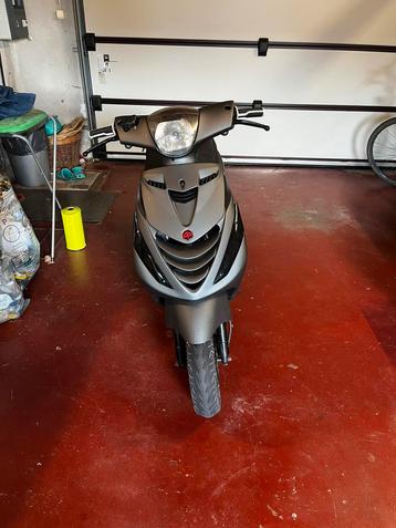 Piaggio zip 4t2v full malossi, Fietsen en Brommers, Scooters | Piaggio, Ophalen of Verzenden, Zo goed als nieuw, Zip