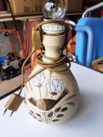 Très belle lampe de table poterie
