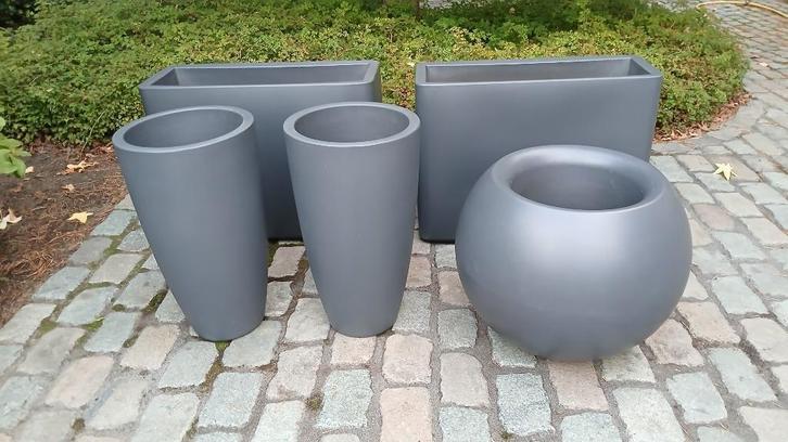 grote bloembakken Elho, kunststof, buiten, zie omschrijving, Tuin en Terras, Bloembakken en Plantenbakken, Kunststof, Ophalen