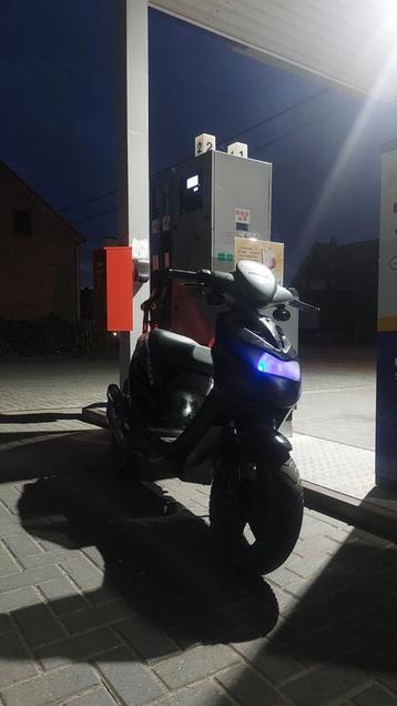 Scooter 70 Cc  tekoop beschikbaar voor biedingen