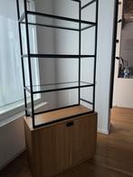 Massieve design vitrinekast, Ophalen, Zo goed als nieuw, Glas