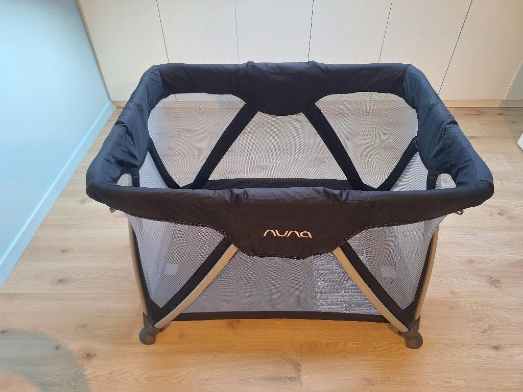 Nuna Sena Reisbed, Kinderen en Baby's, Babywiegjes en Ledikanten, Zo goed als nieuw, Reisbedje, Ophalen