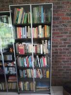 Boekenkast met vitrinedeuren, Ophalen