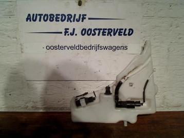Ruitensproeiertank voor van een Audi A5 beschikbaar voor biedingen