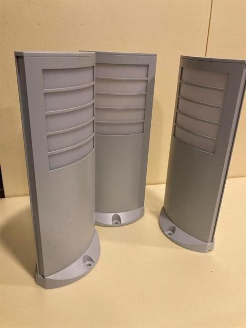 Massive buitenverlichting, Tuin en Terras, Buitenverlichting, Nieuw, Vloerlamp, Aluminium, Minder dan 50 watt, Netvoeding, Waterbestendig
