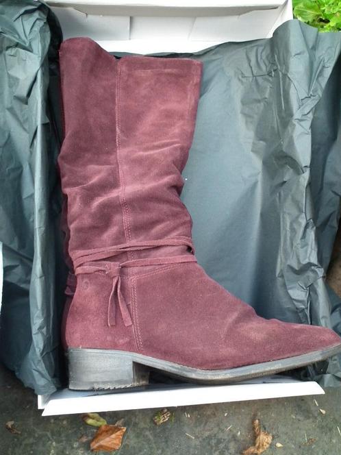 Bottes à talon, en suédé bordeaux, pour femme, 41(Tamaris), Vêtements | Femmes, Chaussures, Porté, Bottes hautes, Autres couleurs