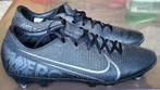 Voetbalschoenen Nike Merc Just Do It Maat 41, Sport en Fitness, Voetbal, Ophalen, Zo goed als nieuw, Schoenen