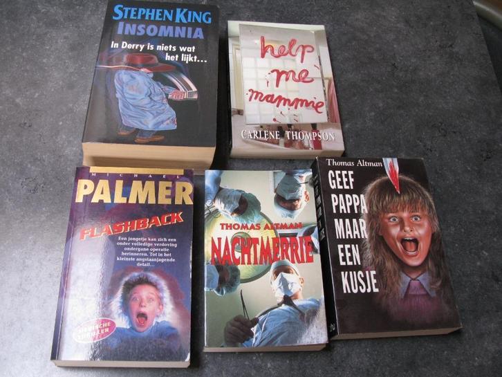 2 boeken horror, thriller, Boeken, Thrillers, Zo goed als nieuw, Ophalen of Verzenden