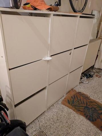 Schoenenkast Ikea bissa beschikbaar voor biedingen
