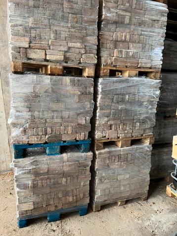 Handgevormde IJsselsteentjes (9200stuks) beschikbaar voor biedingen