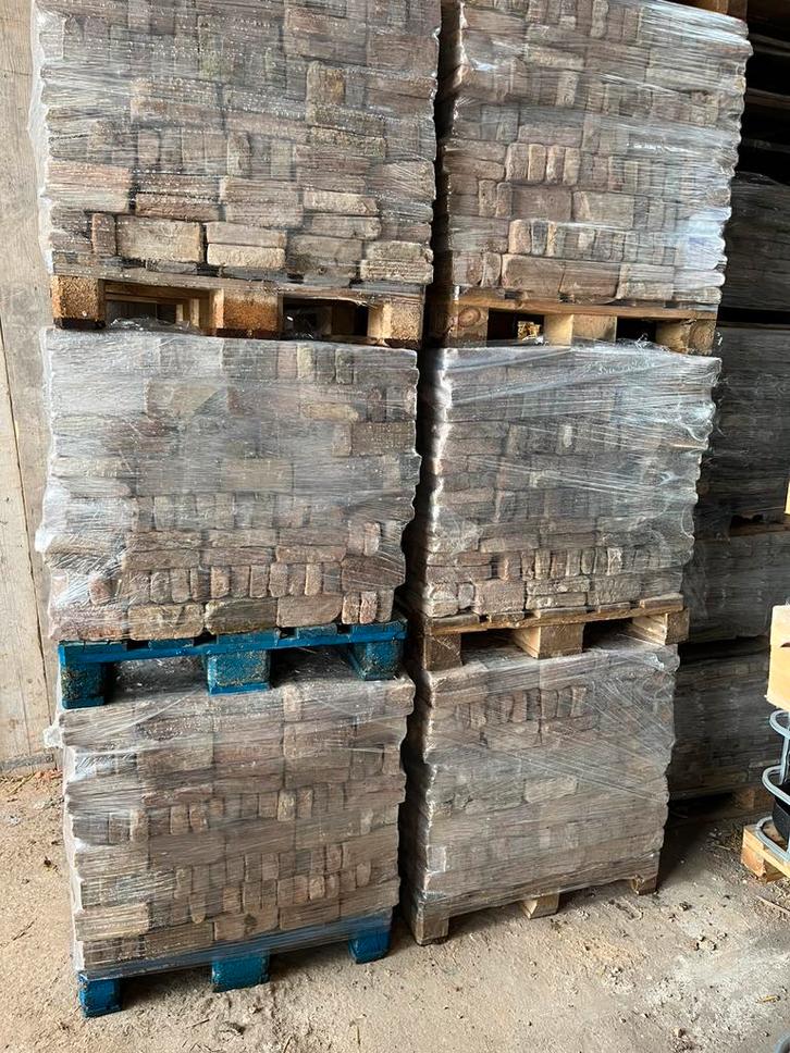 Handgevormde IJsselsteentjes (9200stuks), Doe-het-zelf en Bouw, Metselstenen, Gebruikt, Bakstenen, Ophalen