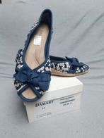 Chaussures Damart taille 36.5, Vêtements | Femmes, Chaussures, Enlèvement