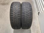 2 winterbanden 205/60-17 93H Pirelli, Auto-onderdelen, Ophalen, Gebruikt, 17 inch, Band(en)