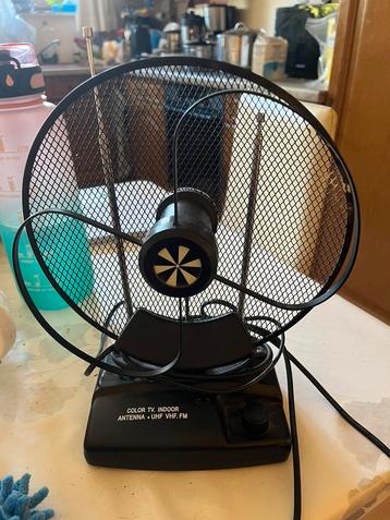 Antenne UHF VHF .FM, Enlèvement ou Envoi, Comme neuf