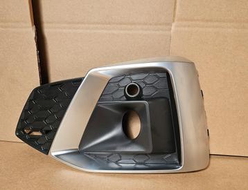 Rooster Audi A5 B9 F5 8W Facelift S-line S5 Links 8W6807681T beschikbaar voor biedingen