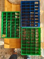 3 boîtes de mousse, Enlèvement