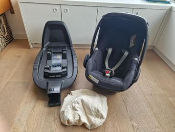 Set: Maxi Cosi + Iso-fix family 3 + beschermhoes beschikbaar voor biedingen