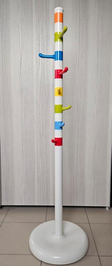 IKEA Kinderkapstok beschikbaar voor biedingen